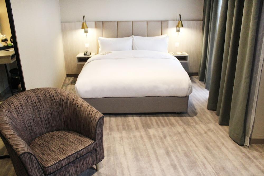 פוצ'ונג Mtree Hotel מראה חיצוני תמונה