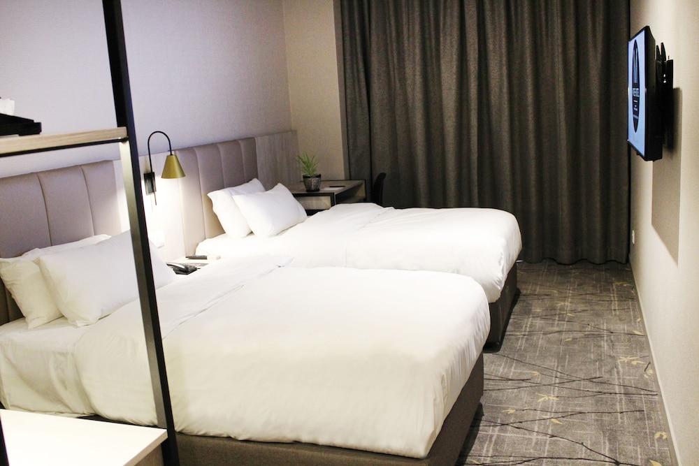 פוצ'ונג Mtree Hotel מראה חיצוני תמונה